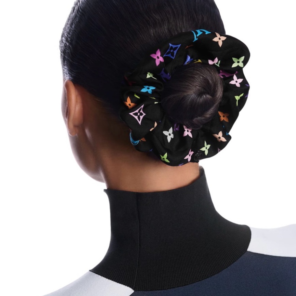 NEW Louis Vuitton Black Murakami Multicolor Monogram Scrunchie with Gold LV - Picture 5 of 5